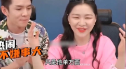 娱乐圈吃瓜直播间哪里来的,揭秘幕后真相与娱乐八卦的诞生之地
